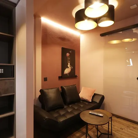 Hotel Reinhardts 3*