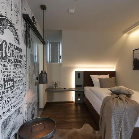 Hotel Reinhardts