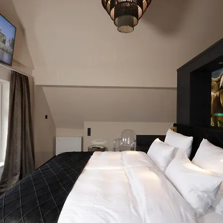 Hotel Reinhardts Buchen (Odenwald, Baden-Wurttemberg)