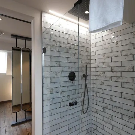 Hotel Reinhardts 3*