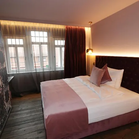 Hotel Reinhardts 3*