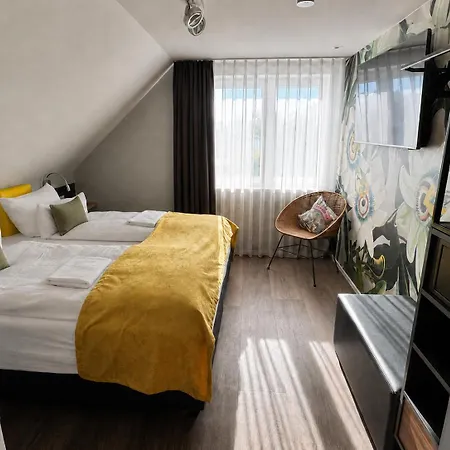 Hotel Reinhardts 3*