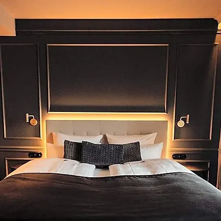 Hotel Reinhardts 3*