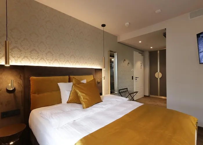 Reinhardts 3* Buchen (Odenwald, Baden-Wurttemberg)